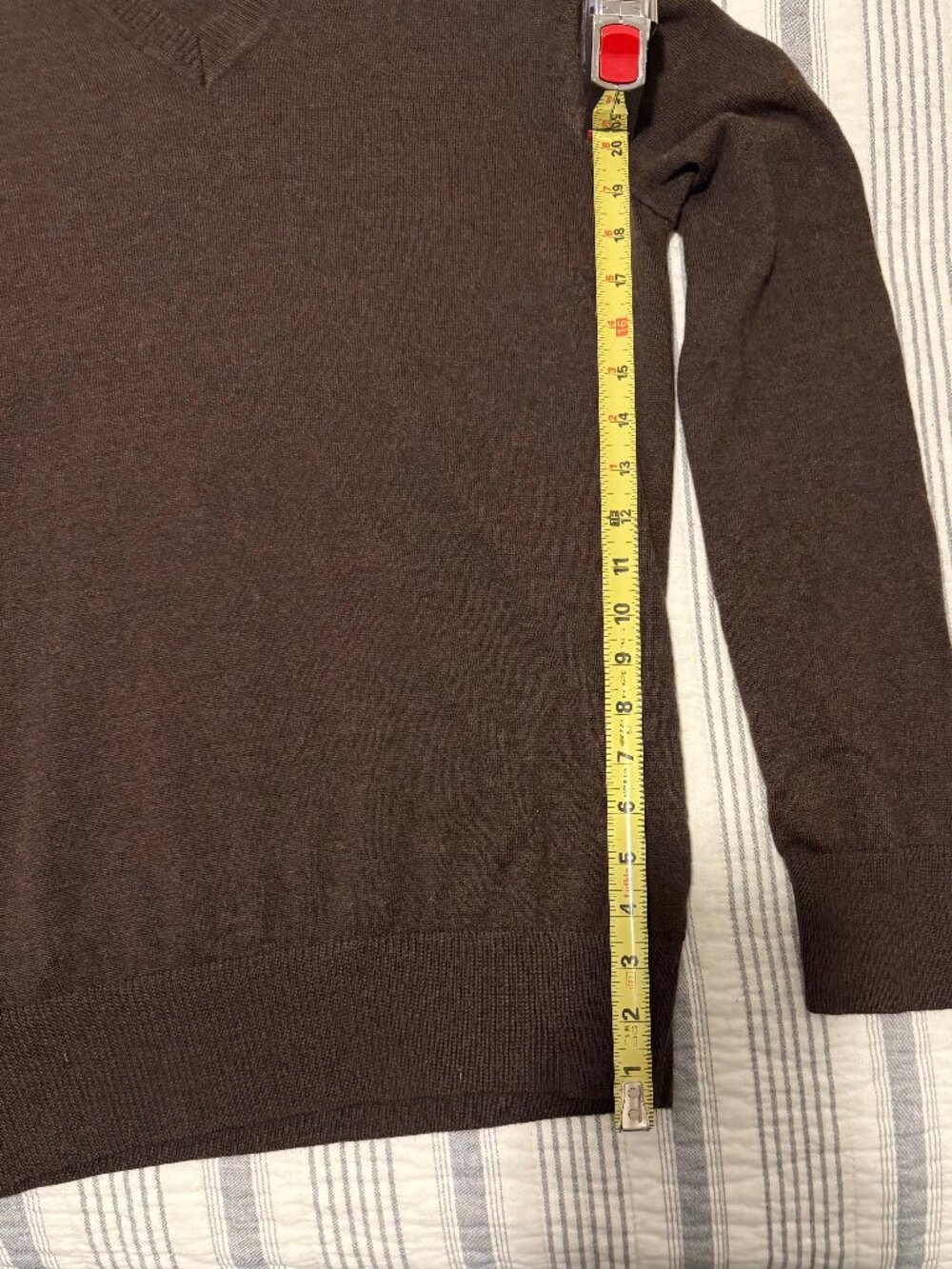 Banana Republic Merino Wool Men's Sweater - Picture 4 of 4